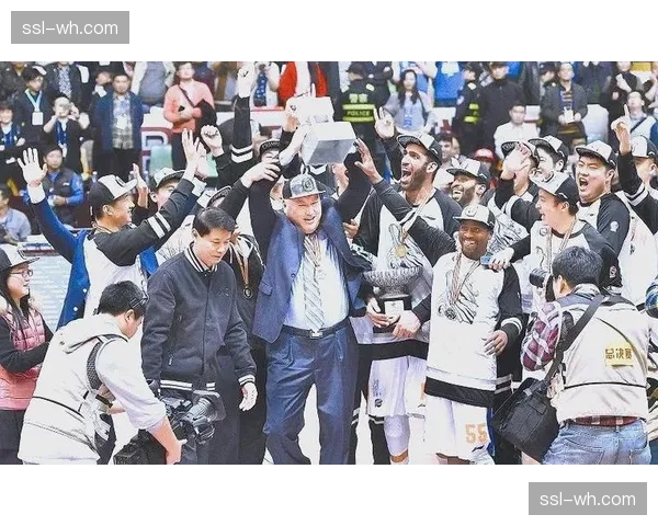 四川金强核心外援杰克逊因脚踝伤势，确定缺席三月关键保级战役